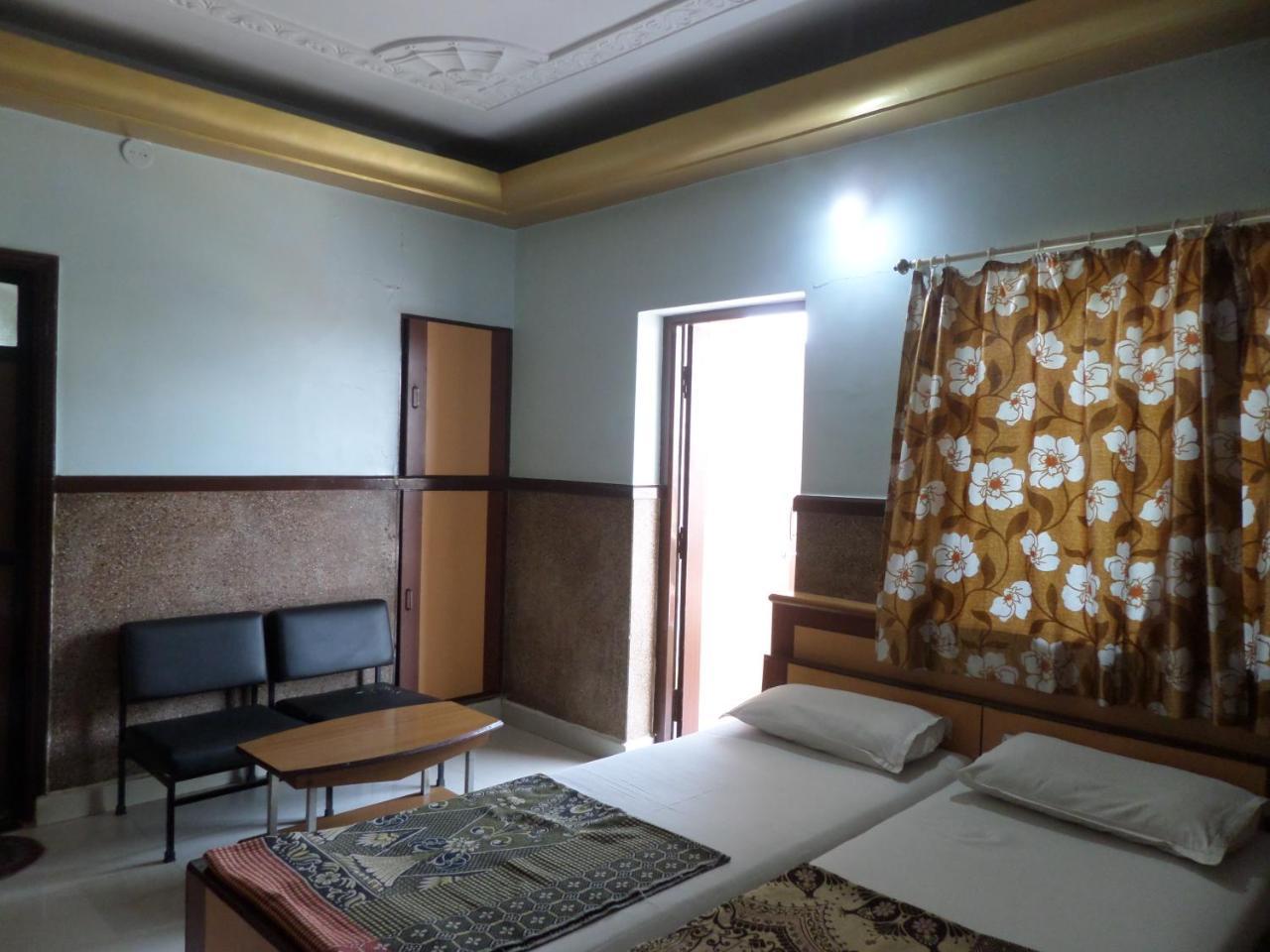 Hotel Padma 나식 외부 사진